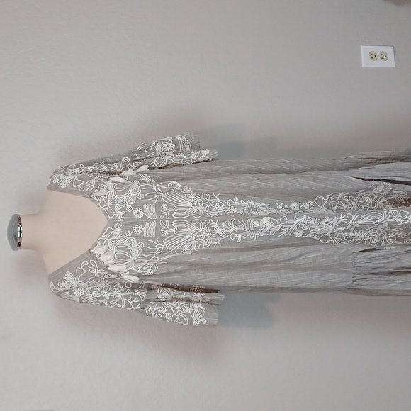 Anthropologie Maeve Tisdal Embroidered Tassel Dress Size 2 - Picture 2 of 12